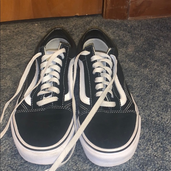 Vans Shoes - Women’s size 8 Old Skool vans